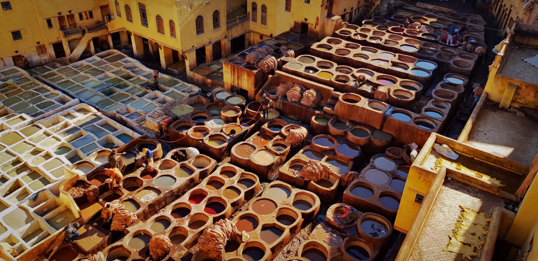 Fes medina tour — Fes Medina Tour Guide: Tanneries, Souks & Hid